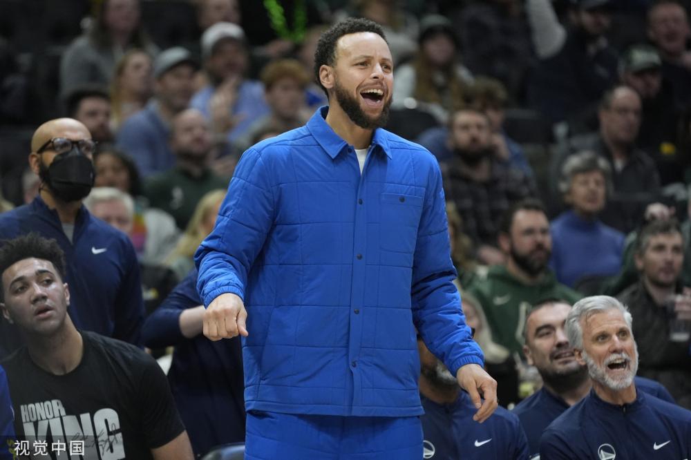 随着比赛进 随着比赛进